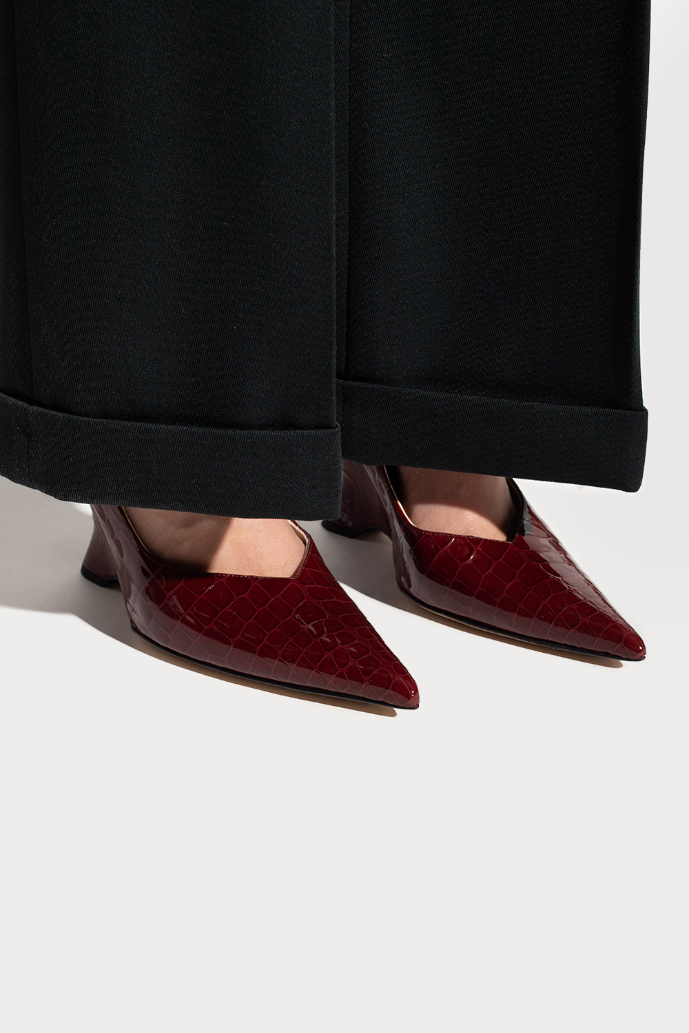SchaferandweinerShops Italy - Burgundy 'Punta' pumps Bottega